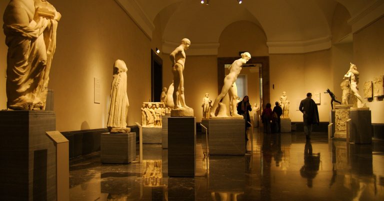 iluminar museos
